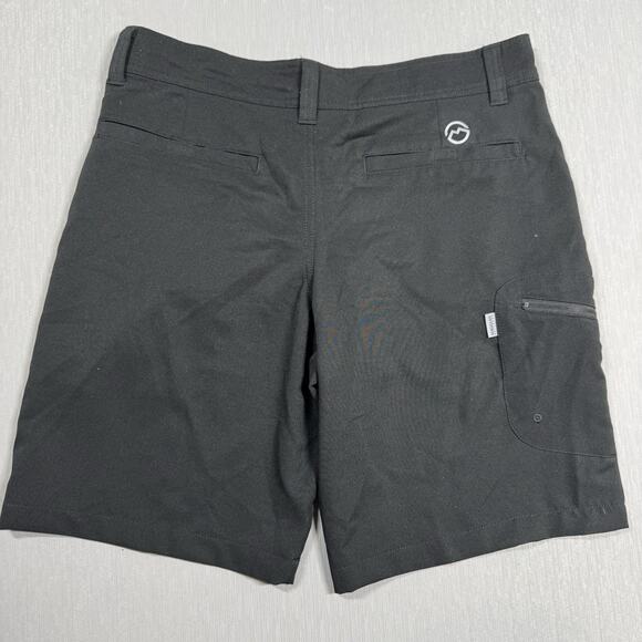 Magellan Fish Gear Fishing Shorts Mens Chino Size 32 10 in Inseam Black Cargo - Picture 2 of 5
